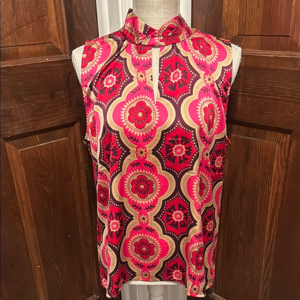 Ann Taylor Sleeveless Mock Neck Blouse in Pink and Brown Medallion Print